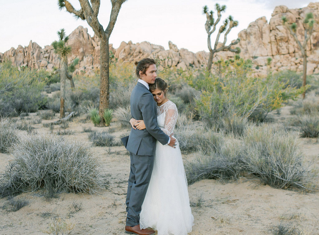 The Golden Hour A Romantic Joshua Tree Wedding Inspiration Utterly
